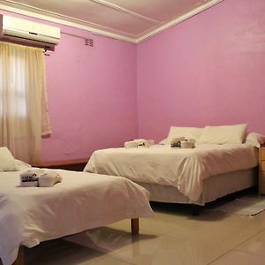 The Farmhouse Boutique Guesthouse And Beergarden Cc